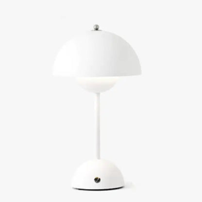 The Mångata - Retro Table Lamp