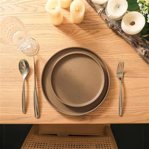 16-Piece Stoneware Dinnerware Set in Matte Brown