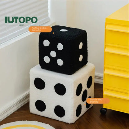 Dice Poufs